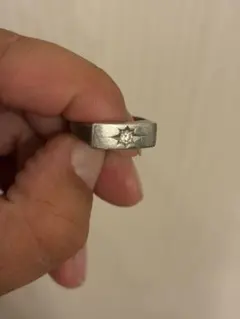 PT900 月型甲丸ダイヤモンドリング 0.15ct - メルカリ
