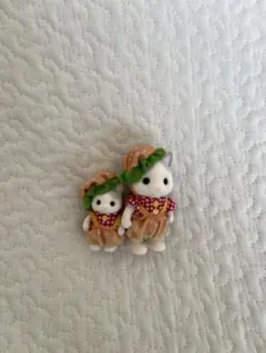 シルバニア キラキラくじ C賞ハンバーガーペアセット　ラテネコの男の子＆赤ちゃん