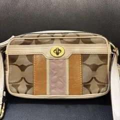 COACH /コーチシグネチャー ターンロック カメラバッグ Y2Kのサムネイル