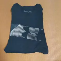 Under Armour 黒 Tシャツ