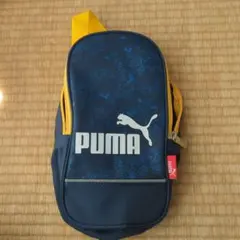 ★美品　PUMA シューズ入れバック