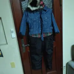 100