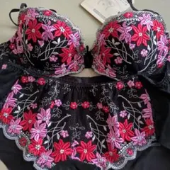 Item thumbnail for item 4e4ac0cb-90fb-4a20-9b83-749669f7e9c0