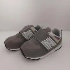New Balance キッズスニーカー グレー