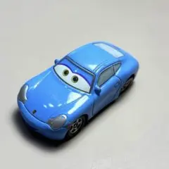 カーズ　トミカ サリー スタンダードタイプ