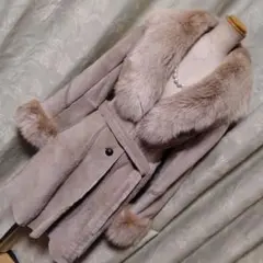 新品同様✩本物✩ムートンコート✩ベルトつき✩ファーコート✩サンドフォックス