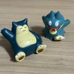 ポケモン　モンコレ　カビゴン　ゴンベ　フィギュア