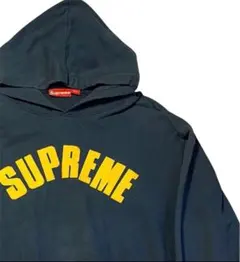 2026年最新】supreme アーチロゴ パーカーの人気アイテム - メルカリ