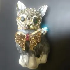 猫のブローチ ネコのブローチ