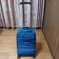 新品未使用大人気モアエルグ青いキャリーケース 4輪