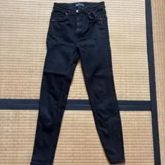 ZARA ブラック スキニーパンツ
