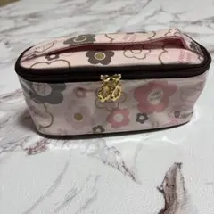 マリークワント　お化粧ポーチ　ピンク