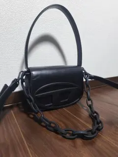 DIESEL (ディーゼル) ロゴ ショルダー ハンドバッグ 1DR M