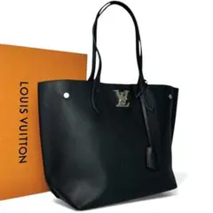 【極美品✨ICタグ】ルイヴィトン ジッピーロックミー　LVロゴ ブラック 2026年最新】ルイヴィトン ロックミーの人気アイテム - メルカリ