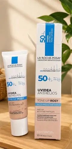 ラロッシュポゼ UVイデア XL トーンアップ ローズ SPF50+ 30mlのサムネイル