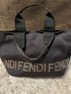 FENDI フェンディ　ナイロントートバッグのサムネイル