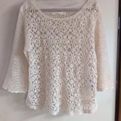 値下げしました Amaca クリーム色 レース編み 五分袖トップス