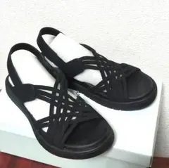 heal meヒールミー　サンダルM23―23.5cm 黒のサムネイル