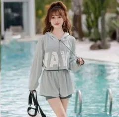 サマーセール✿ラッシュガード 女の子 150 160 水着 ３点 セパレート