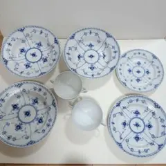 Royal Copenhagen ブルーフルーテッド プレイン シェルディッシュ