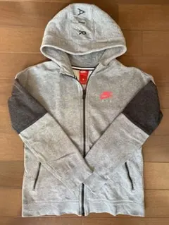 【NIKEナイキ】キッズ ジップアップパーカー Ｌサイズ
