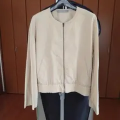 セオリーリュクス♡タグ付ノーカラーブルゾン　ベージュ　38サイズのサムネイル