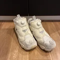 リーボック　Instapump fury 24.0 ホワイト