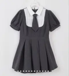 evelyn ネクタイ付きタックプリーツワンピース