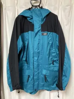 ブラック マウンテンパーカー