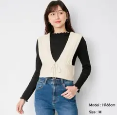 GU ニットビスチェ