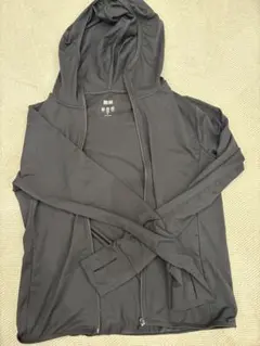 UNIQLO ユニクロ　エアリズム　ブラック パーカー M
