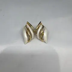 Item thumbnail for item fe397506-17da-4815-8c94-cf2e15541676