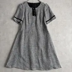 TO BE CHIC ボーダーツイードワンピース 黒白48 パールリボン