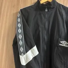 UMBRO ナイロンジャケット
