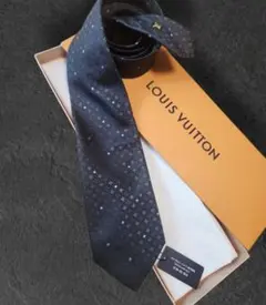 【LOUIS VUITTON】ネクタイ モノグラム ドット 箱付き✧*。