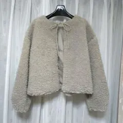 【新品未使用】ボレロ　ボアジャケット