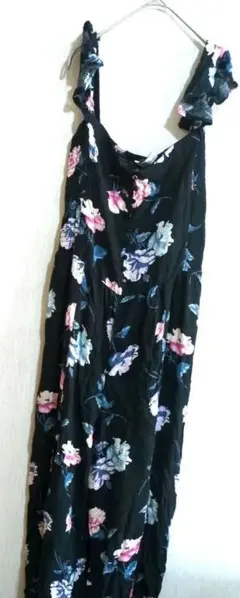 海外古着✨Forever21ブラックフラワー柄 サロペット【 XL】ロサンゼルス