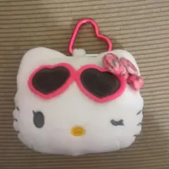 ハローキティ ポーチ ハート型カラビナ付き