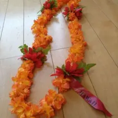 ハワイ製 フラダンス用レイ オレンジ赤