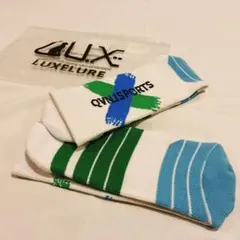 【グラフィックデザイン✨】スポーツソックス 白 厚手 靴下 ランニング バスケ