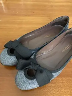 AVRIL GAU シルバーグリッター リボン フラットシューズ　イタリア製