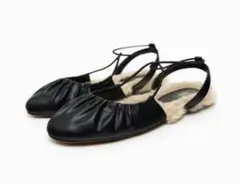 ZARA ブラックレザー フラットシューズ