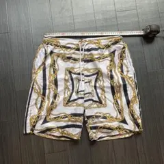 チェーンパターン ショートパンツ