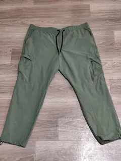 美品★GAPテックカーゴパンツ