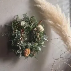 コニファーのクリスマスリース　冬リース