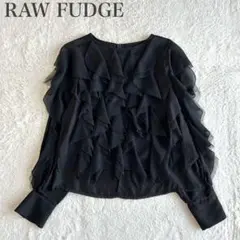 美品　RAW FUDGE　ローファッジ　ロング　ブラウス　フリル　M ブラック RAW FUDGE（ローファッジ）の「ミニ裏毛斜めギャザーフリルプル