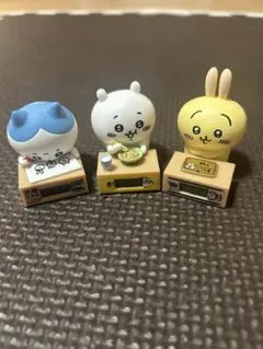 ☆ちいかわ　いっしょにがんばろう！　ダンボールウォッチ3種