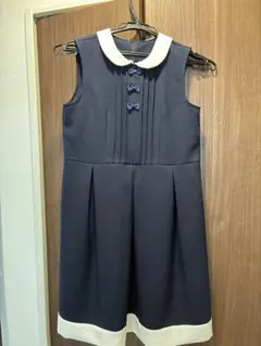 ネイビーとホワイトのフォーマルワンピースとジャケットセット