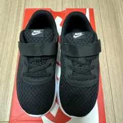 Item thumbnail for item 6a6889d3-9031-40f9-8322-ac93e6d22ec7