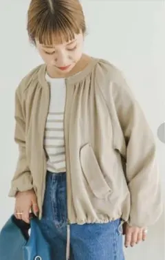 ★美品★ ITEMS URBAN RESEARCH ノーカラーギャザーブルゾン